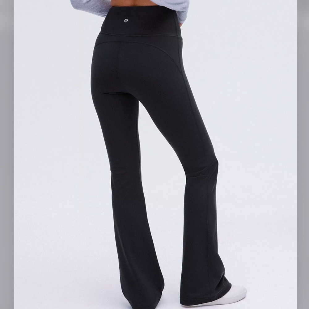 Groove nulu super high rise flared pant. Worn once, perfect condition. Size 2